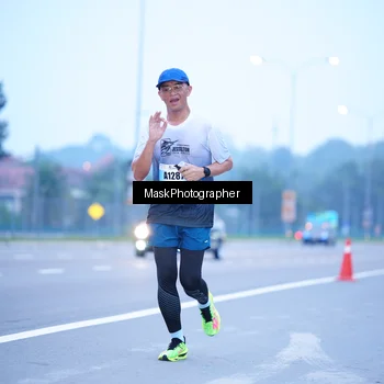 Runner Photo 7205703