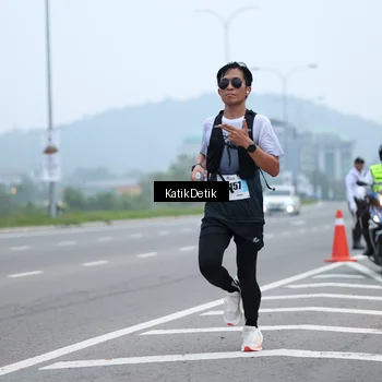 Runner Photo 7205716