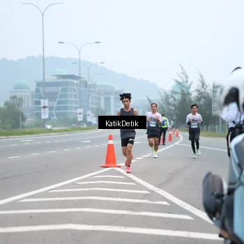 Runner Photo 7205770