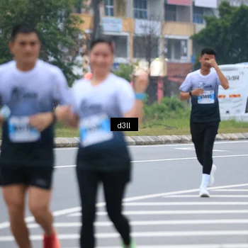 Runner Photo 7205771
