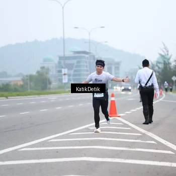 Runner Photo 7205831