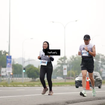 Runner Photo 7205864