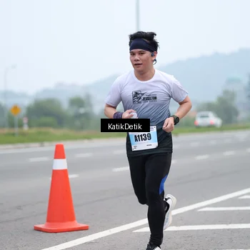 Runner Photo 7205901