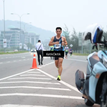 Runner Photo 7205916