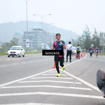 Runner Photo 7205948