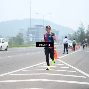Runner Photo 7205985