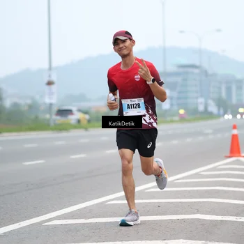 Runner Photo 7206028