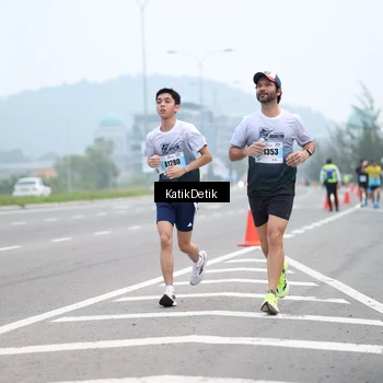 Runner Photo 7206041