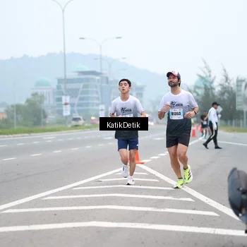 Runner Photo 7206118