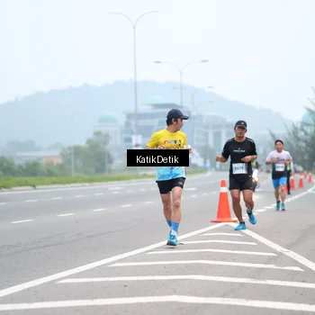 Runner Photo 7206133