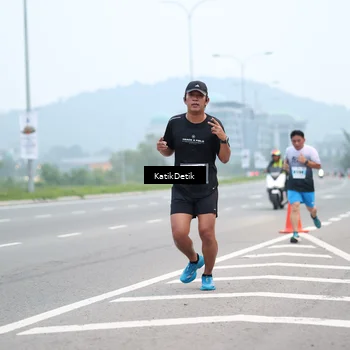 Runner Photo 7206138