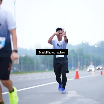 Runner Photo 7206545