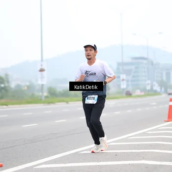 Runner Photo 7206594