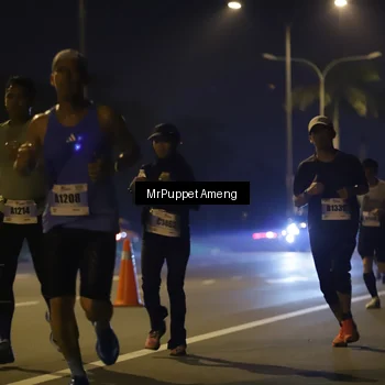 Runner Photo 7207018