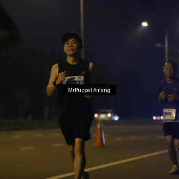 Runner Photo 7207108
