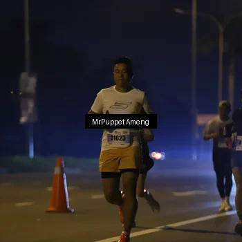 Runner Photo 7207112