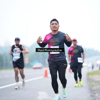Runner Photo 7207287