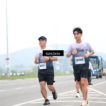Runner Photo 7207331