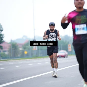 Runner Photo 7207335