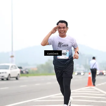 Runner Photo 7207339