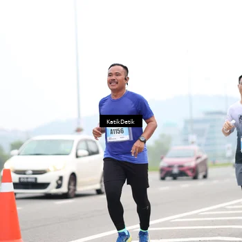 Runner Photo 7207363