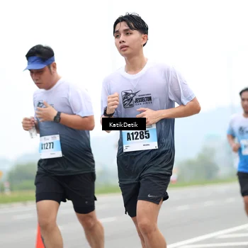 Runner Photo 7207364