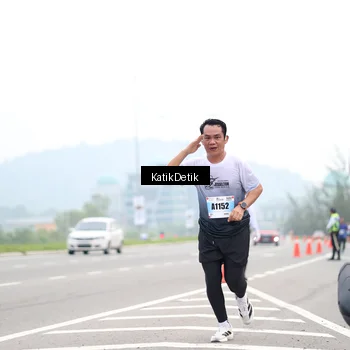 Runner Photo 7207377