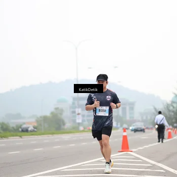 Runner Photo 7207743