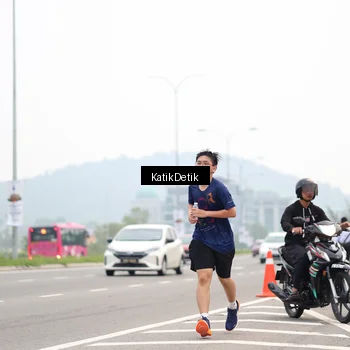 Runner Photo 7207758