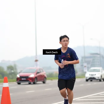 Runner Photo 7207764