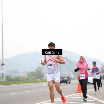 Runner Photo 7207769