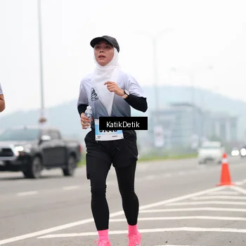 Runner Photo 7207836