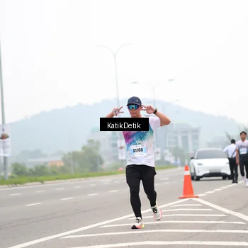 Runner Photo 7207843