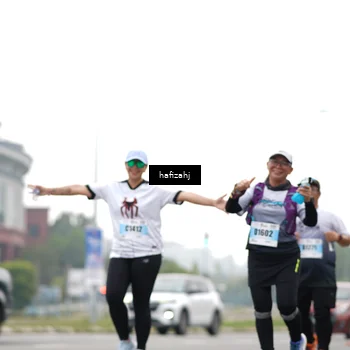Runner Photo 7207885