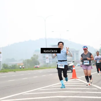 Runner Photo 7208007