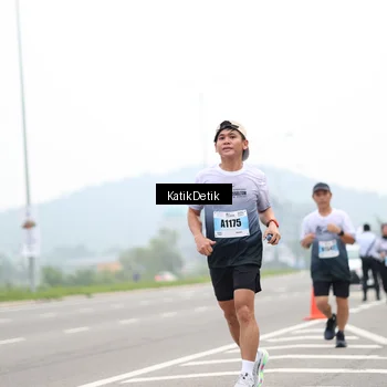 Runner Photo 7208224