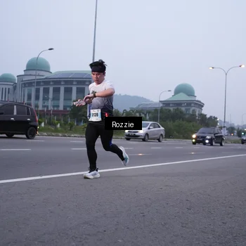 Runner Photo 7208235