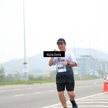 Runner Photo 7208244