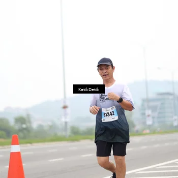 Runner Photo 7208257