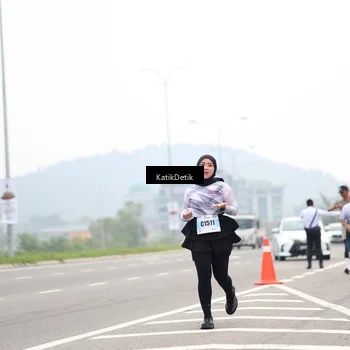 Runner Photo 7208258