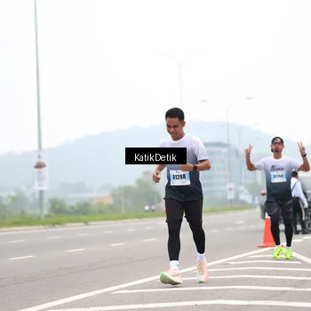 Runner Photo 7208354