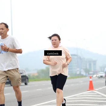 Runner Photo 7208436