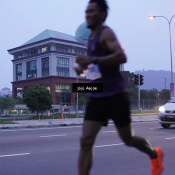 Runner Photo 7208470
