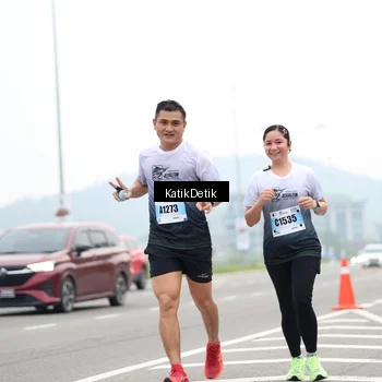Runner Photo 7208472