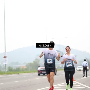 Runner Photo 7208478