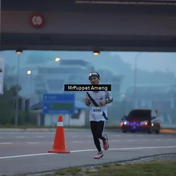 Runner Photo 7208543