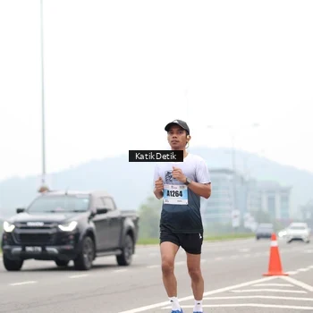 Runner Photo 7208546