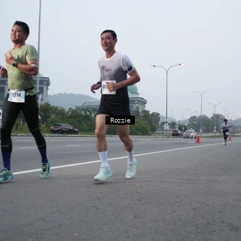 Runner Photo 7208575