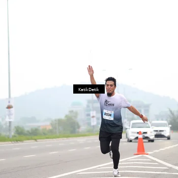 Runner Photo 7208657