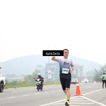 Runner Photo 7208682